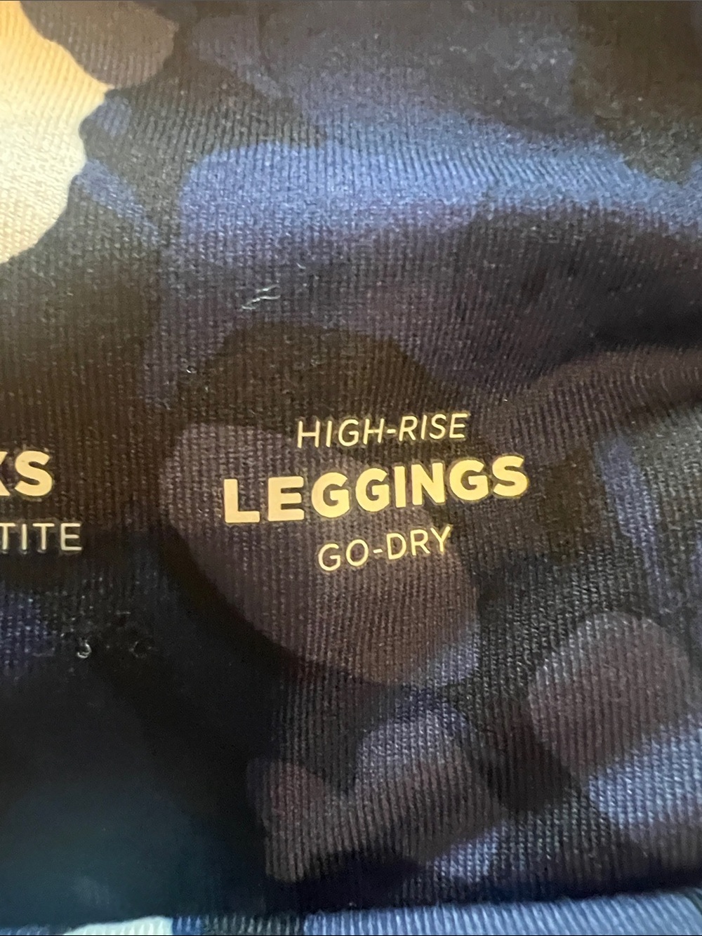 Old Navy Navy and White Floral Camo Leggings - Picture 7 of 9